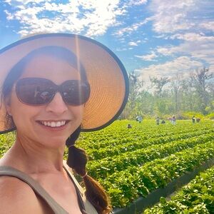 Meet your Posher, Casey